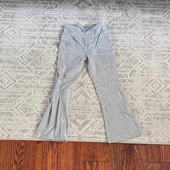 GAP Kids Gray Flared Leggings - Picture 1 of 1